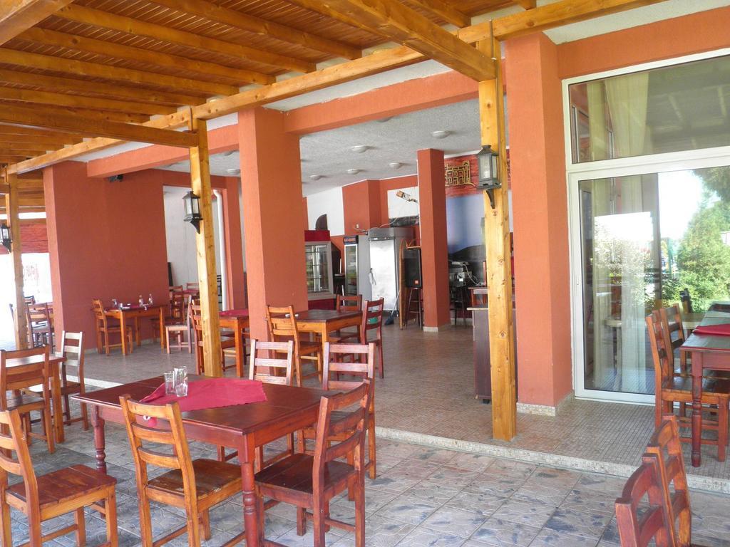 Private Apartments In Privilige Fort Beach Елените Экстерьер фото